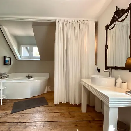 Dom Ogrodnika Country house *